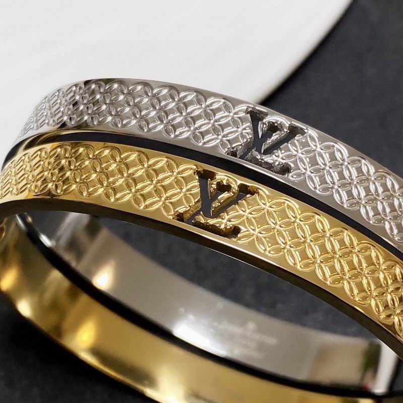 LV Bracelet 03lyr129